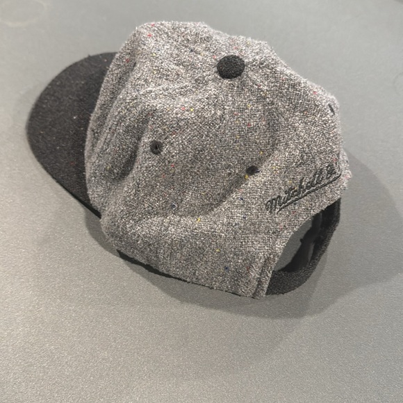 Mitchell & Ness Golden State Warriors Gray & Black Adjustable Hat Cap Wool - Picture 5 of 9